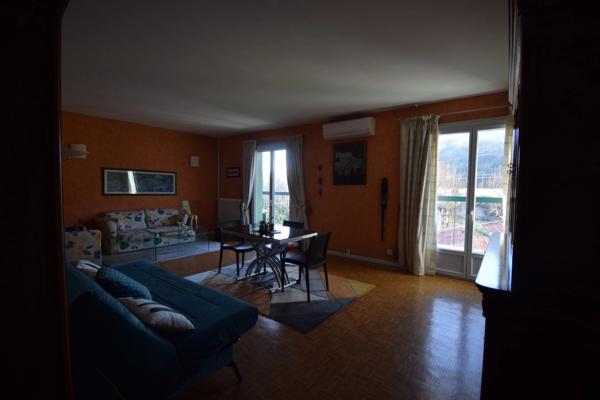 Appartement à vendre 3 pièces VUE SUR LE LOT CAHORS (46)