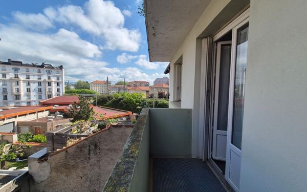 Appartement à vendre    2 pièces • 52,77 m2 Saint-Étienne