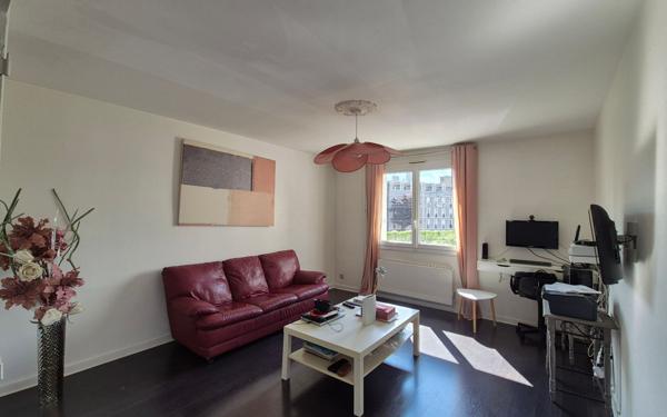 Appartement à vendre    2 pièces • 52,77 m2 Saint-Étienne