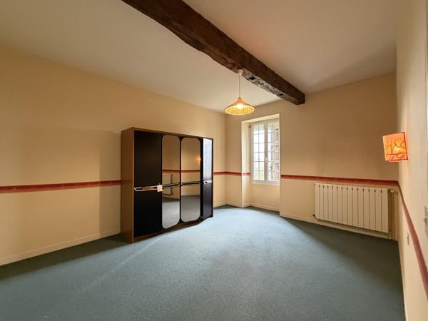 Castelculier (47240) MAISON 150 M2 4 CHAMBRES ET 7145 M2 DE TERRAIN