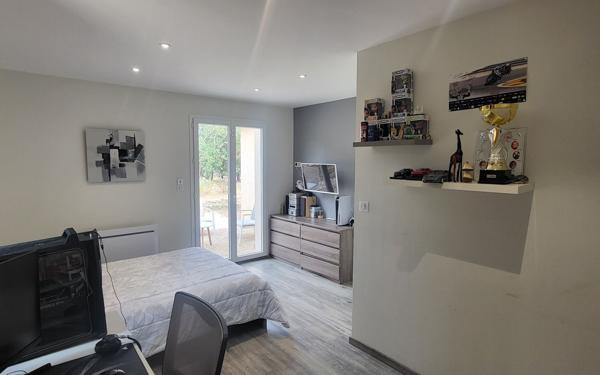 Maison à vendre    6 pièces •  Joyeuse