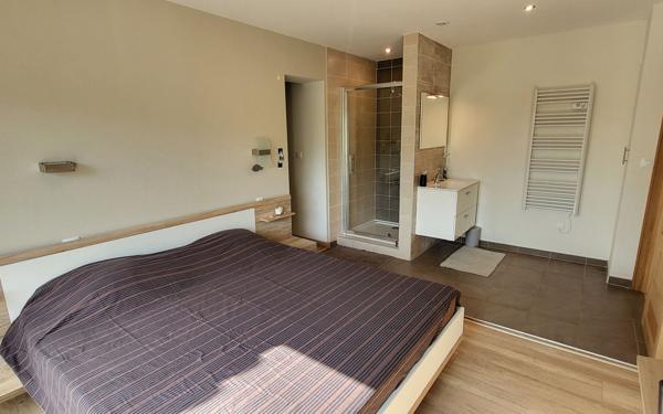 Maison à vendre    6 pièces •  Joyeuse