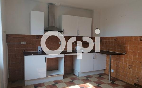 Appartement à louer    4 pièces •  La Côte-Saint-André