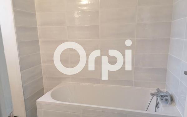 Appartement à louer    4 pièces •  La Côte-Saint-André