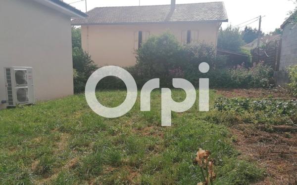 Appartement à louer    4 pièces •  La Côte-Saint-André