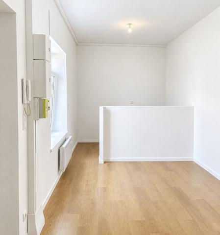 SECLIN CENTRE - RUE ROGER BOUVRY - T1 BIS