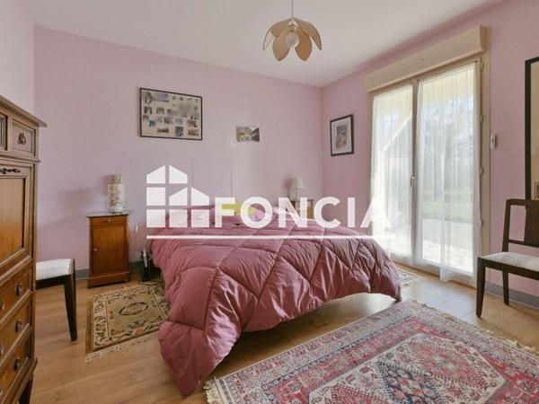 À vendre Maison 6 pièces 189 m² - Fresnay-sur-sarthe 72130