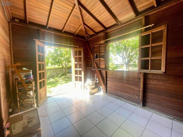 Maison à vendre à Sainte-Anne en Guadeloupe (97180), ref : 97110/23