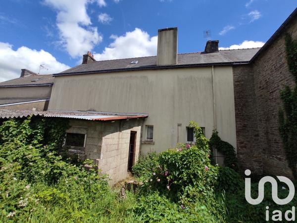 Maison de village 4 pièces de 110 m² à Le Croisty (56540)