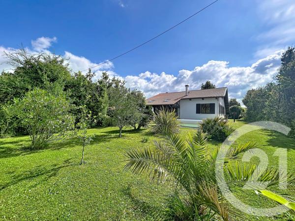 Maison à vendre  7 pièces - 205,68 m 2   GUJAN MESTRAS  - 33