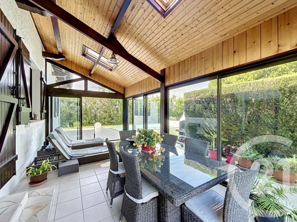 Maison à vendre  7 pièces - 205,68 m 2   GUJAN MESTRAS  - 33