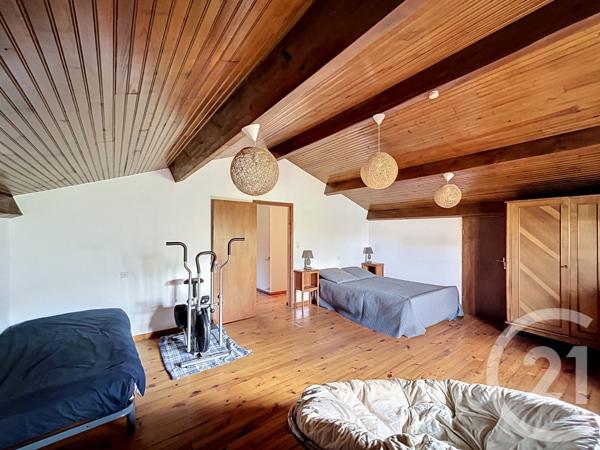 Maison à vendre  7 pièces - 205,68 m 2   GUJAN MESTRAS  - 33