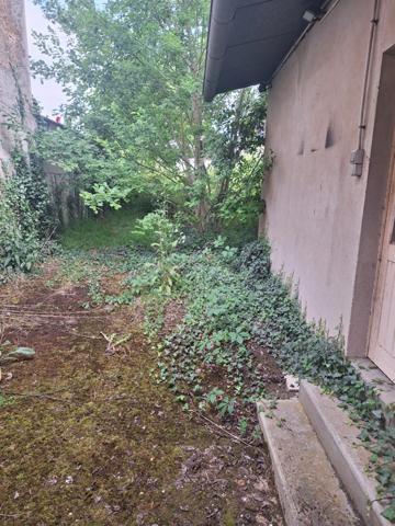 Maison avec travaux à vendre à BESSE SUR BRAYE (72)