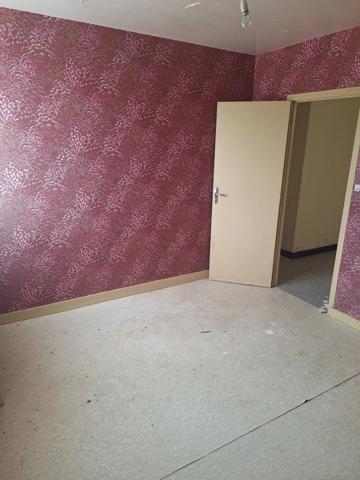 Maison avec travaux à vendre à BESSE SUR BRAYE (72)