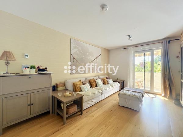 Appartement
         4 pièces
        - 127 m² Bien prestige 524 000 € *