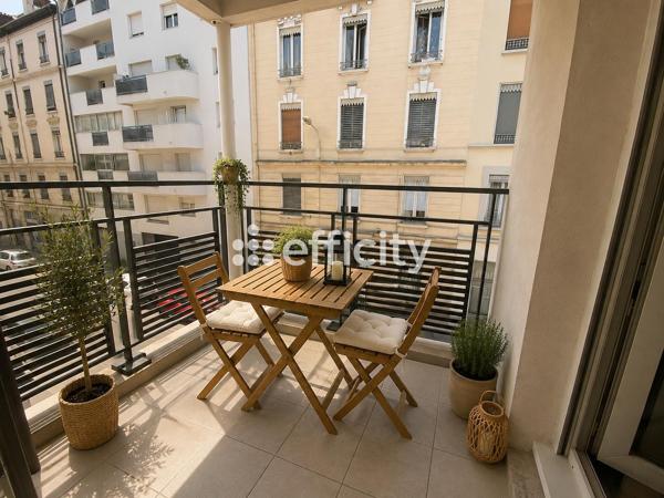 Appartement
         2 pièces
        - 44 m² Exclusivité 230 000 € *