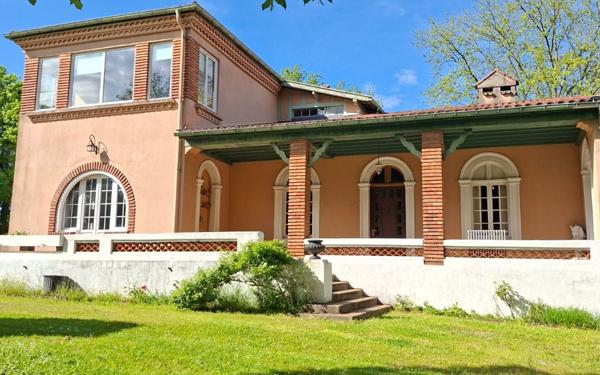 Maison à vendre    13 pièces •  Montfort-en-Chalosse