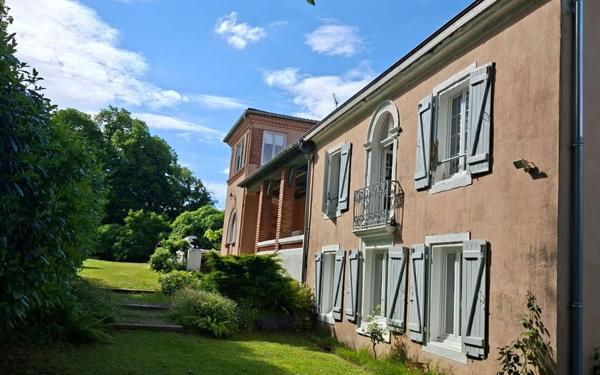 Maison à vendre    13 pièces •  Montfort-en-Chalosse