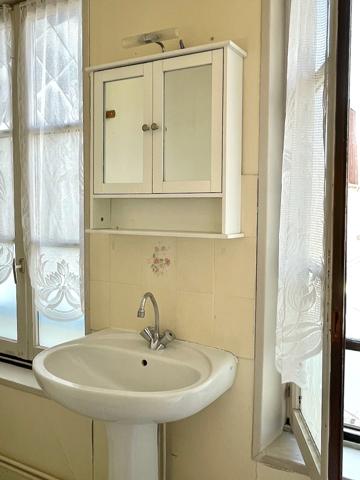 Appartement
                                                                                                                                                                                                                                                                                                                        2 pièce(s)                                                                                                                                                                                                          1 chambre(s)                                                                                                                                                                                                          50.51  m²
