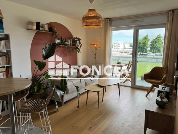 Location Appartement meublé 2 pièces 34.61 m² - 6 RUE GEORGES MORVAN La Rochelle 17000