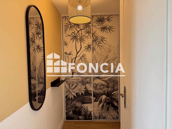 Location Appartement meublé 2 pièces 34.61 m² - 6 RUE GEORGES MORVAN La Rochelle 17000