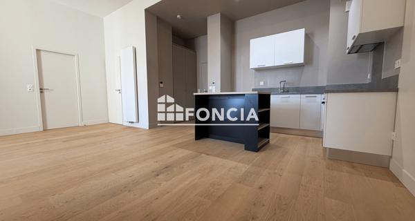 Location Appartement 2 pièces 57 m² - La Rochelle 17000