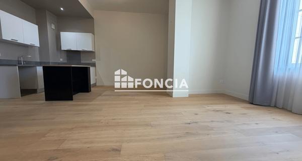 Location Appartement 2 pièces 57 m² - La Rochelle 17000