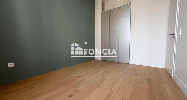 Location Appartement 2 pièces 57 m² - La Rochelle 17000