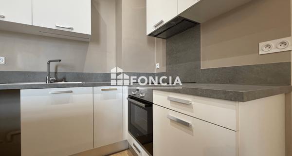 Location Appartement 2 pièces 57 m² - La Rochelle 17000
