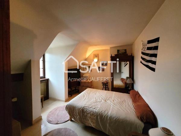 Beau pavillon à proximité de la gare et écoles