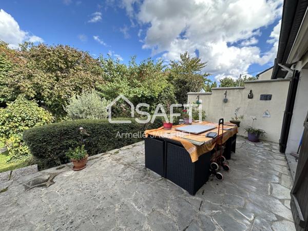 Beau pavillon à proximité de la gare et écoles