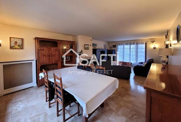 Beau pavillon à proximité de la gare et écoles