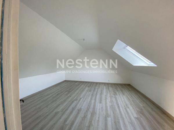 GRAND CHAMP - LONGERE EN PIERRES RENOVEE - 1 600 M² DE TERRAIN AVEC HANGAR