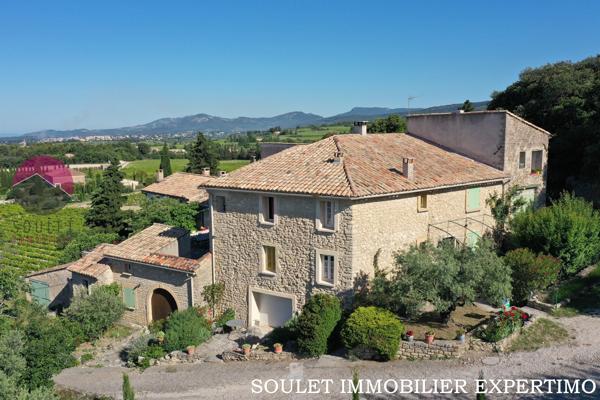 Bédoin (84410) Hameau à vendre proche Bedoin