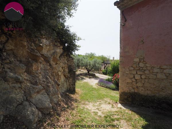 Bédoin (84410) Hameau à vendre proche Bedoin