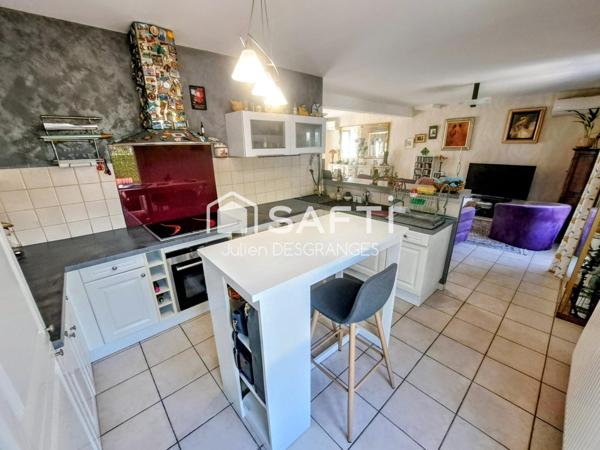 Contemporaine 5 pièces – Prestations de qualité – Terrain de 790 m²