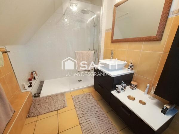 Contemporaine 5 pièces – Prestations de qualité – Terrain de 790 m²