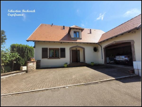 Dpt Moselle (57), à vendre SARREGUEMINES maison P7 - 184 m²