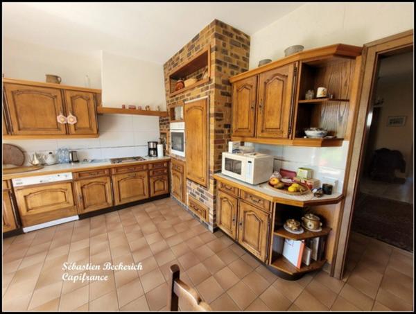 Dpt Moselle (57), à vendre SARREGUEMINES maison P7 - 184 m²