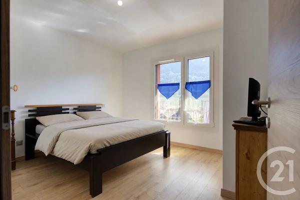 Appartement F3 à vendre  3 pièces - 55,81 m 2   SALLANCHES  - 74