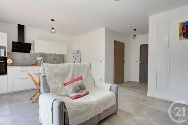 Appartement F3 à vendre  3 pièces - 55,81 m 2   SALLANCHES  - 74