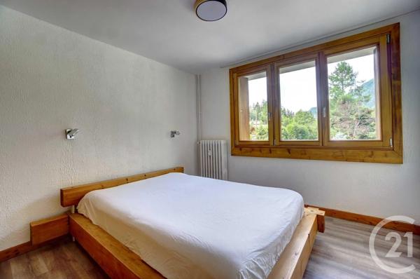 Appartement F2 à vendre  2 pièces - 41,87 m 2   CHAMONIX MONT BLANC  - 74
