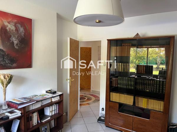 Villa d'architecte de 176m² sur 6000m² de terrain