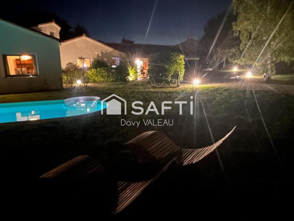 Villa d'architecte de 176m² sur 6000m² de terrain