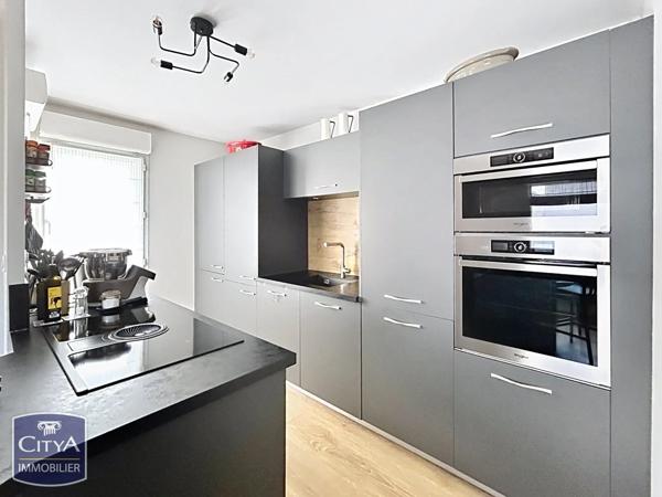 Appartement à vendre 4 pièces 136m² Jassans-Riottier (01480)