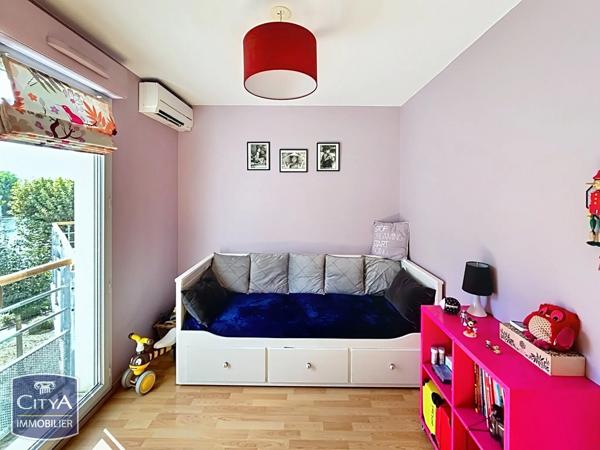 Appartement à vendre 4 pièces 136m² Jassans-Riottier (01480)