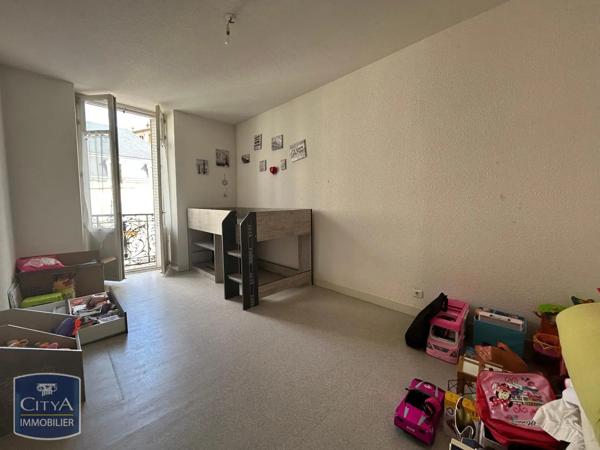 Appartement à louer 4 pièces 75m² Châtel-Guyon (63140)