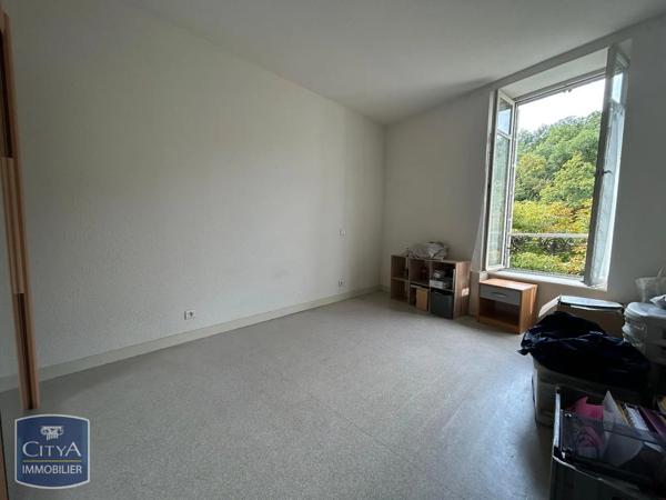 Appartement à louer 4 pièces 75m² Châtel-Guyon (63140)