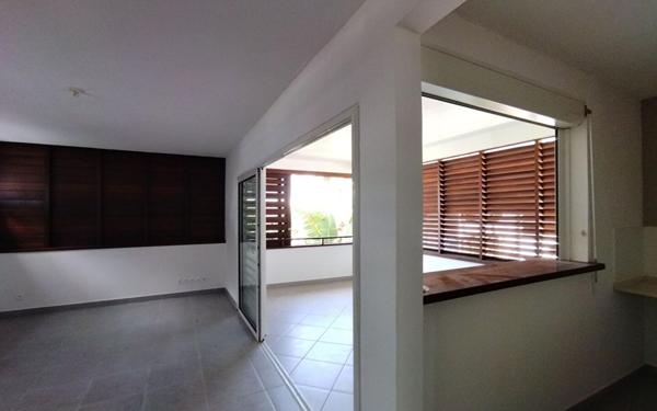 Appartement à vendre    3 pièces •  Cayenne