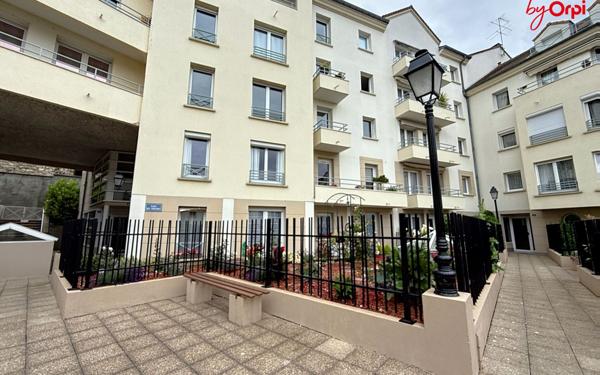 Appartement à vendre    3 pièces • 64,98 m2 Meulan-en-Yvelines